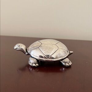 Silver plated Turtle Music